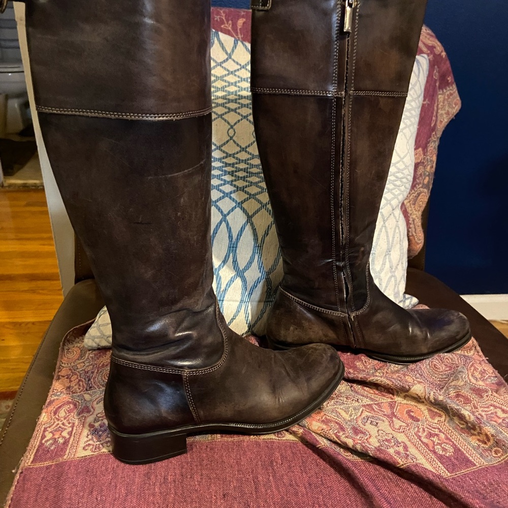 Beautiful Tremp leather boots.